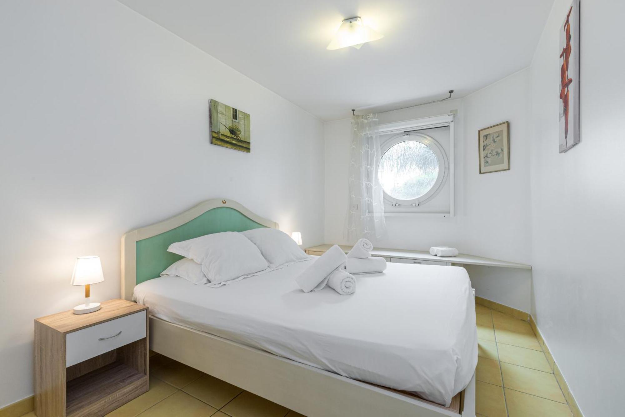 Apartment 1 Bedroom Downtown Carre D'or With Garage